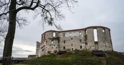 Historia zamku w Janowcu na obchodach 500-lecia jego powstania